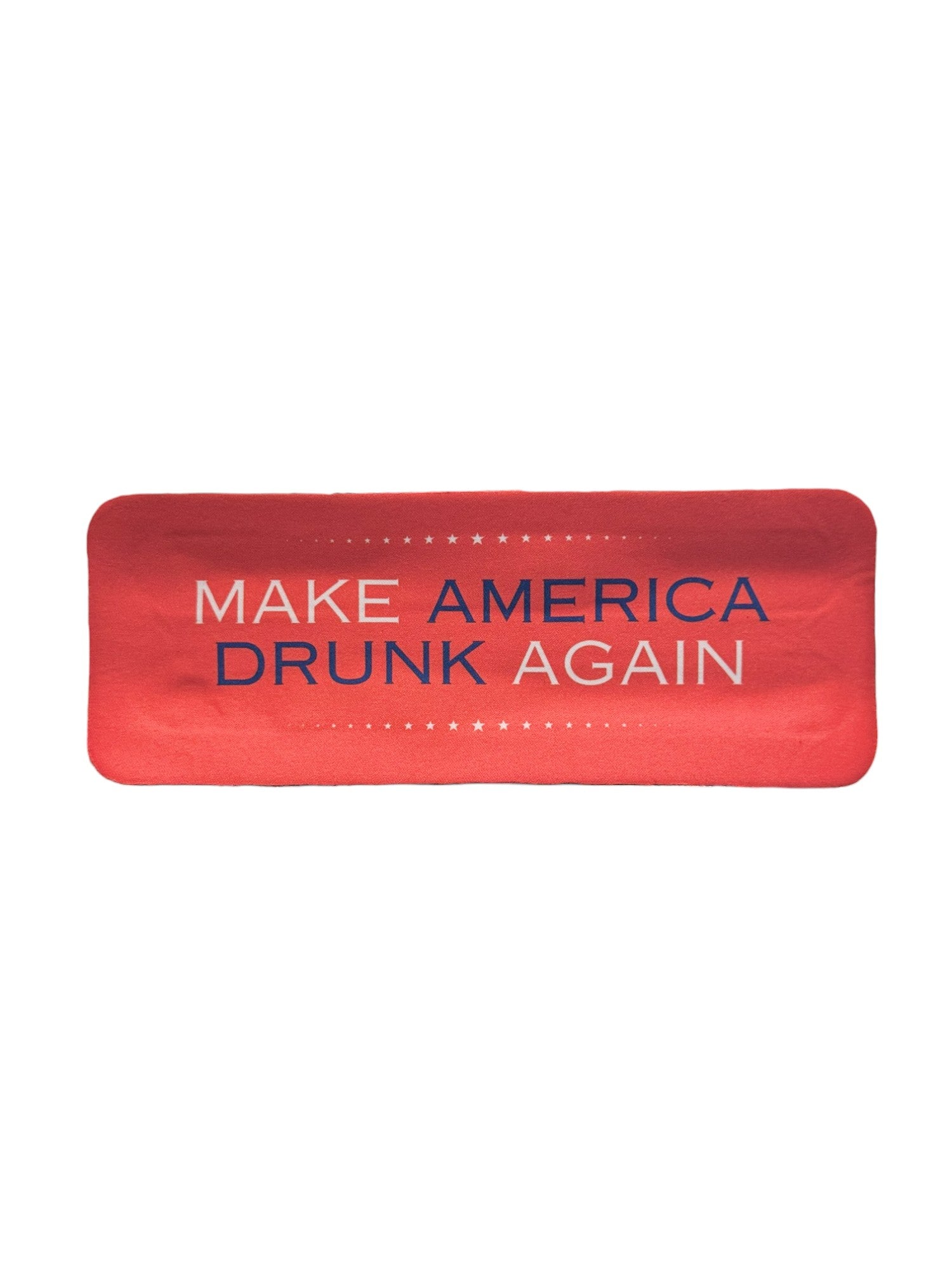 Red koozie with 'Make America Drunk Again' slogan, a humorous and ideal gift for dads looking for a laugh at gatherings or parties